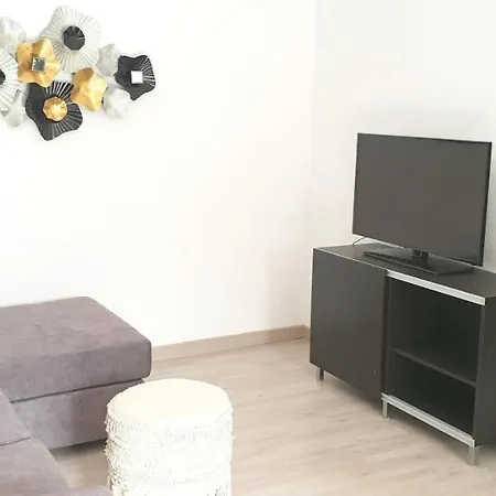 House With One Bedroom In Nazaret, With Enclosed Garden And Wifi - 15 Km From... Appartement *